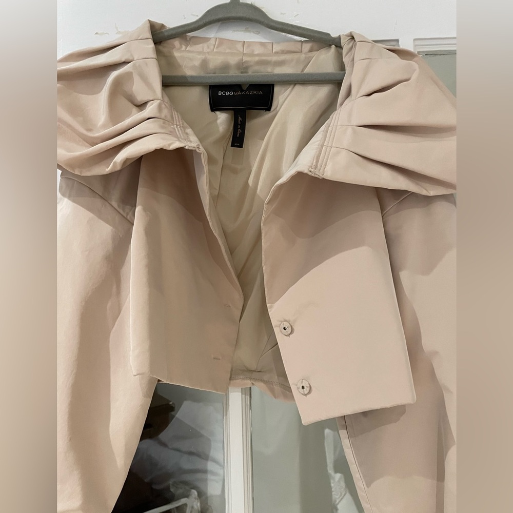 Bcbg dressy crop blazer